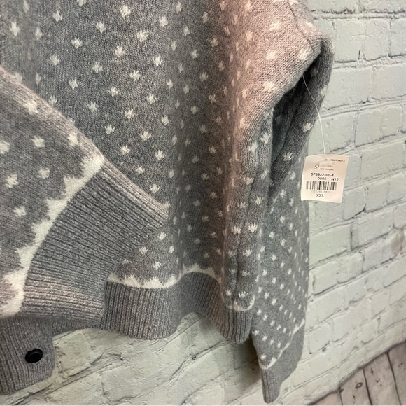 Old Navy Gray and White Button Up Crewneck Knotted Sweater XXL NWT - Picture 5 of 9